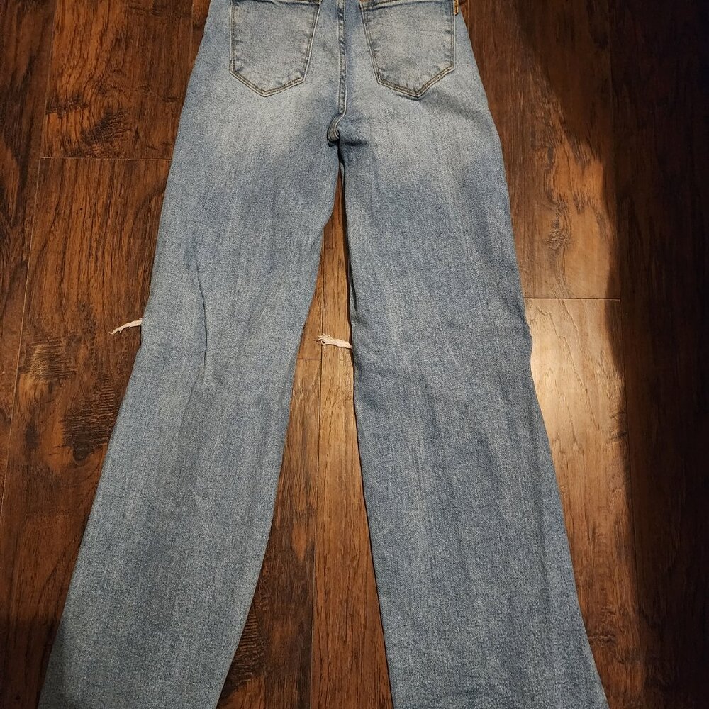 Jeans - Picture 2 of 2